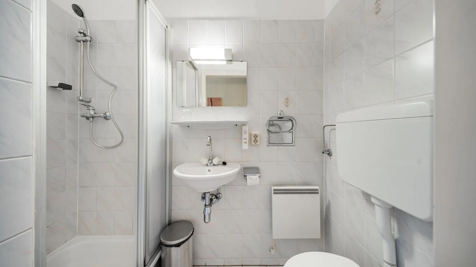 Vienna West Business Inn 2*,  Austria