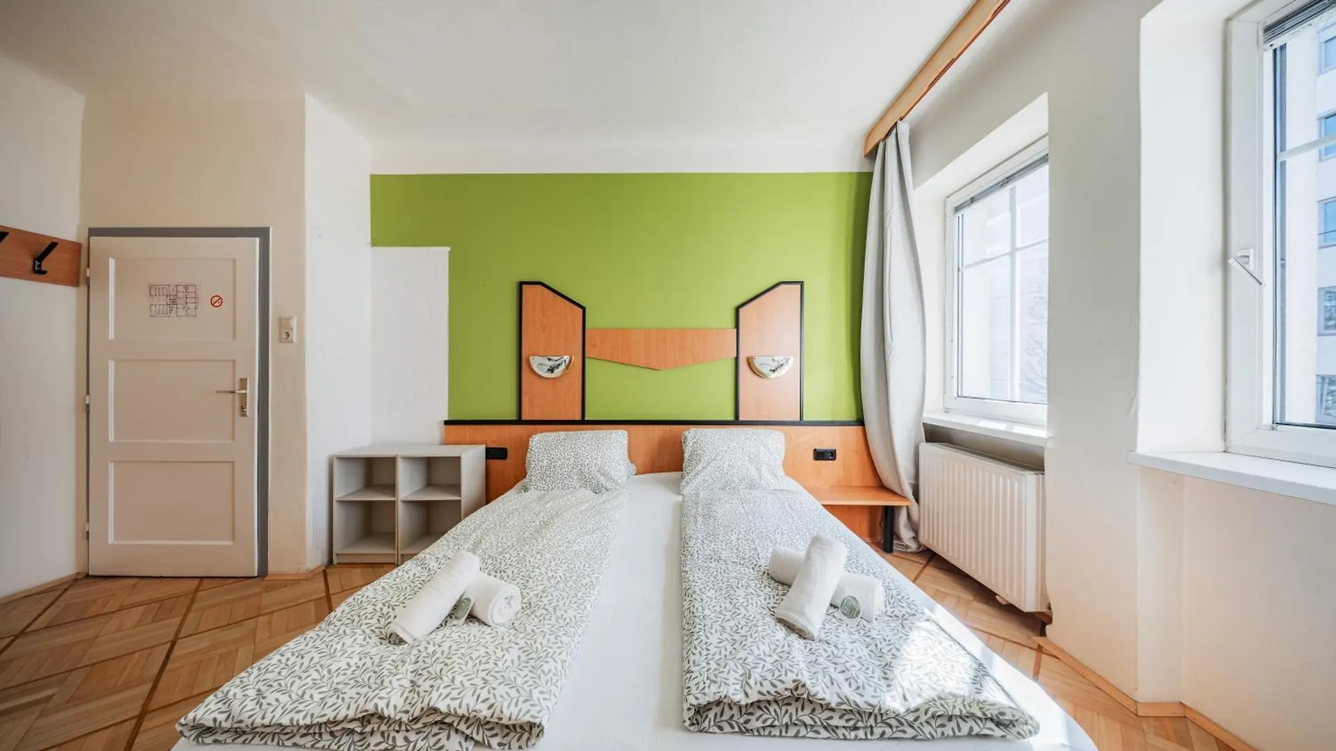 Vienna West Business Inn